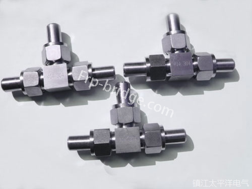 焊接三(san)通接頭