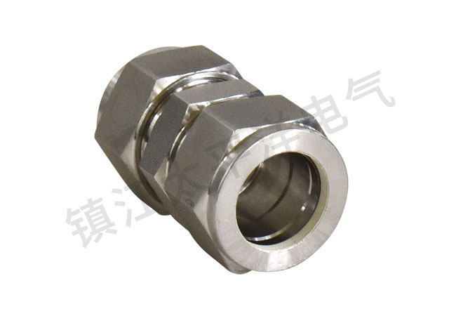 卡套直通(tōng)中間接頭